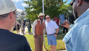 Leon Bridges honored by city of Fort Worth – NBC 5 Dallas-Fort Worth