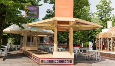 Majlis & The Manama (Wind Catchers) Pavilion / Ahmed and Rashid Bin Shabib