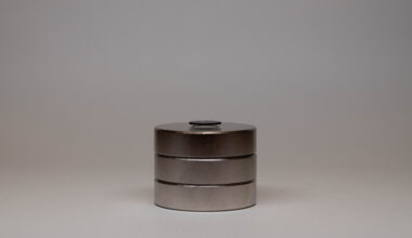 Freely levitating rotor spins out ultraprecise sensors for classical and quantum physics