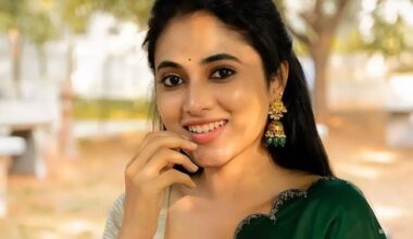 Priyanka on Her Bathroom Selfies: