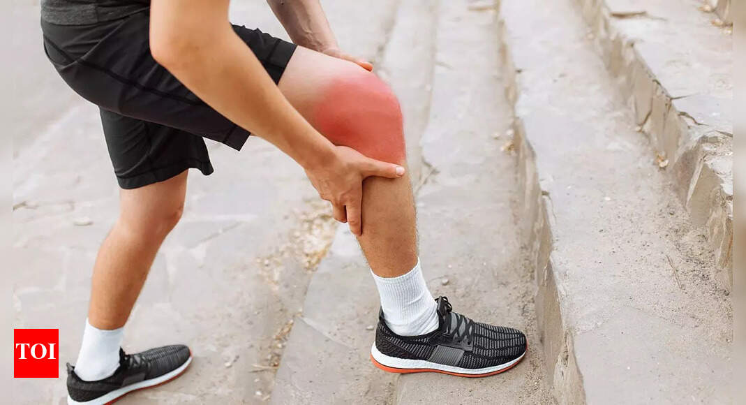 Dementia Symptoms: Dementia starts in your legs, top neurosurgeon warns |