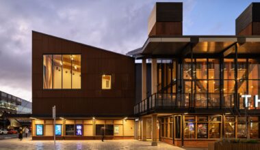 The Court Theatre / Haworth Tompkins
