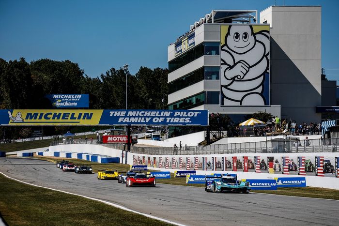 #60 Acura Meyer Shank Racing w/Curb Agajanian Acura ARX-06: Tom Blomqvist, Colin Braun, Scott Dixon