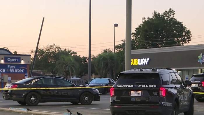 Woman killed and man injured after leaving Houston nightclub; police searching for gunman