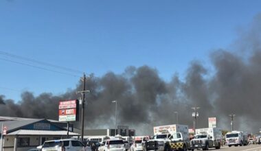 Plane crash northwest of Fort Worth, multiple semi-trucks on fire