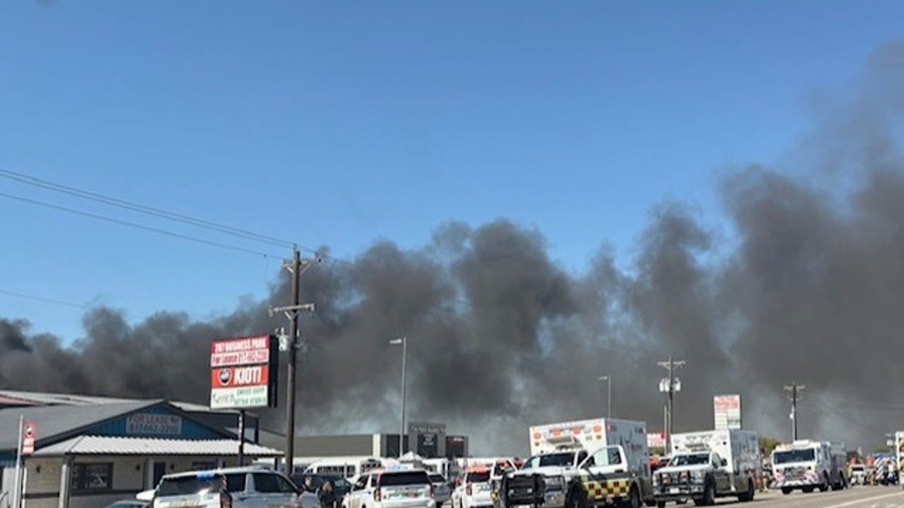 Plane crash northwest of Fort Worth, multiple semi-trucks on fire