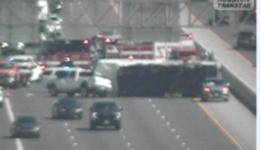 Channelview: East Freeway clears near Beltway 8 after crash involving overturned fifth wheeler