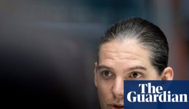 Meta AI adviser spreads disinformation about shootings, vaccines and trans people | Meta