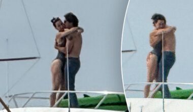 Justin Trudeau kisses Katy Perry aboard her yacht off Santa Barbara