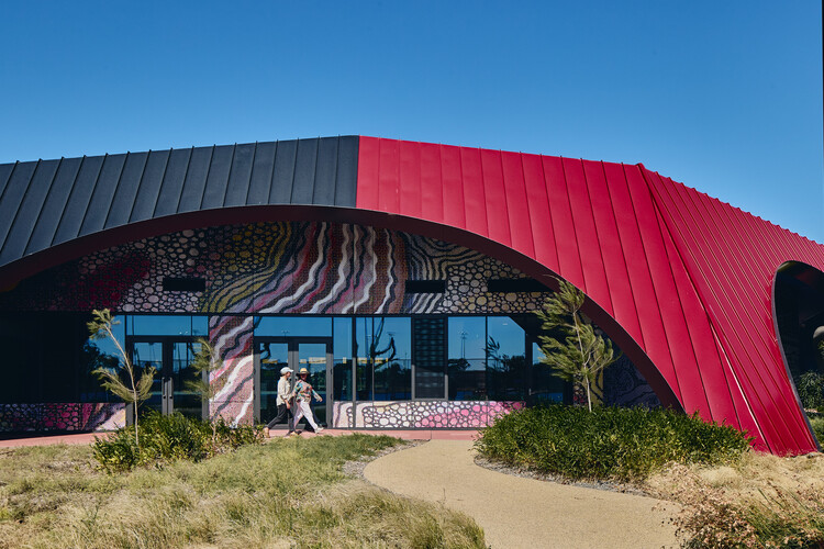 Munarra Centre for Regional Excellence / ARM Architecture - Exterior Photography