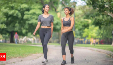 Walking For Burn Calories: From Biryani to Burger: Celebrity nutritionist shares how much walking can burn off popular foods |