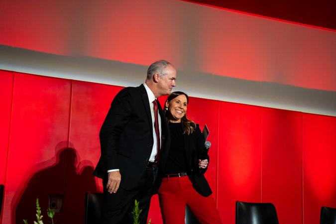 Men’s Basketball Honors 1976 Final Four Team at Annual “Meet The Team Knight”