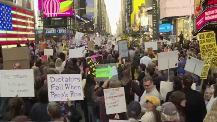Thousands rally across Houston in “No Kings” protest against Trump-era policies