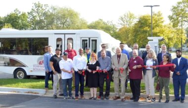 Chicago suburb is joining a quiet revolution in paratransit service