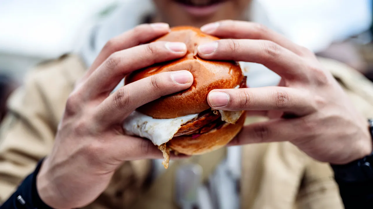 Food inflation forces restaurants to consider 31% price increases amid revealing survey
