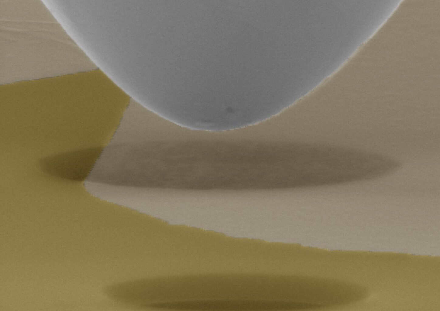 Graphene partially screens van der Waals interactions depending on layer thickness, study reveals