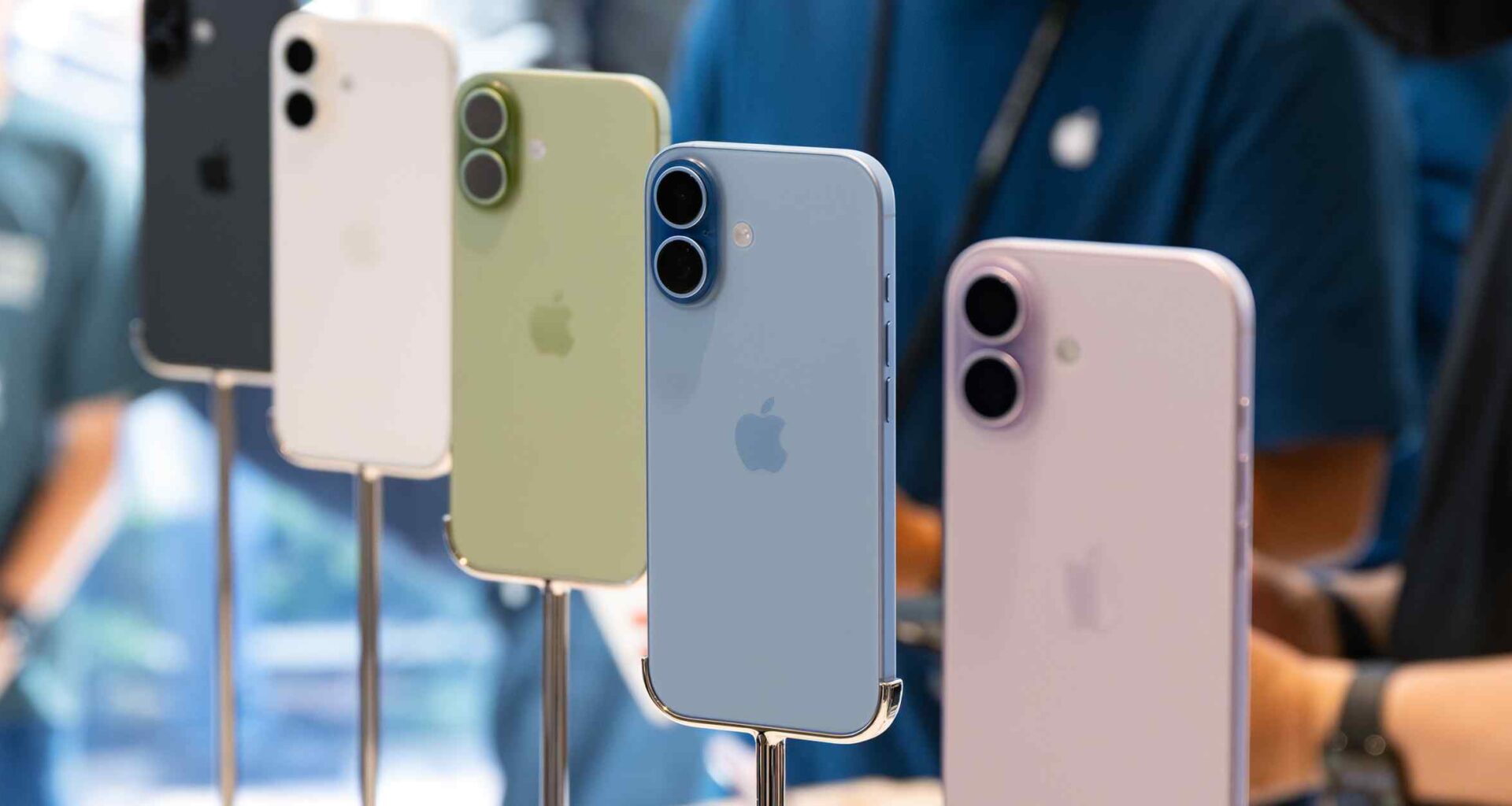 Apple slashes iPhone Air production plans, boosts other 17 models: sources