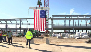JAX celebrates completion of structural phase of $300M concourse project