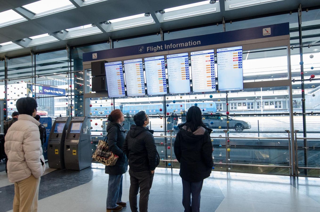 American Airlines Says It Won’t Give In To United At Chicago O’Hare