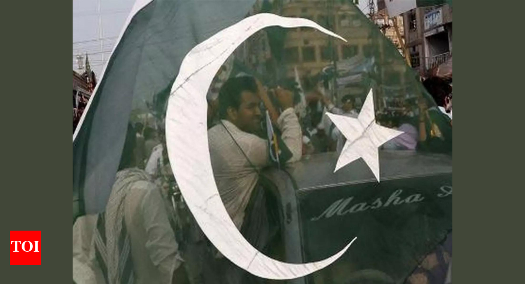 Pakistan’s economy collapsing? Public debt rises to $286.8 billion; debt-to-GDP ratio hits 70%