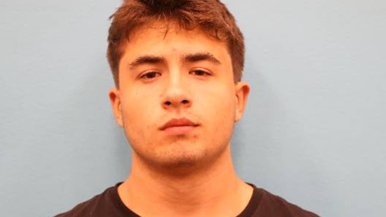 San Antonio man gets 10 years for reckless driving, taunting police on social media