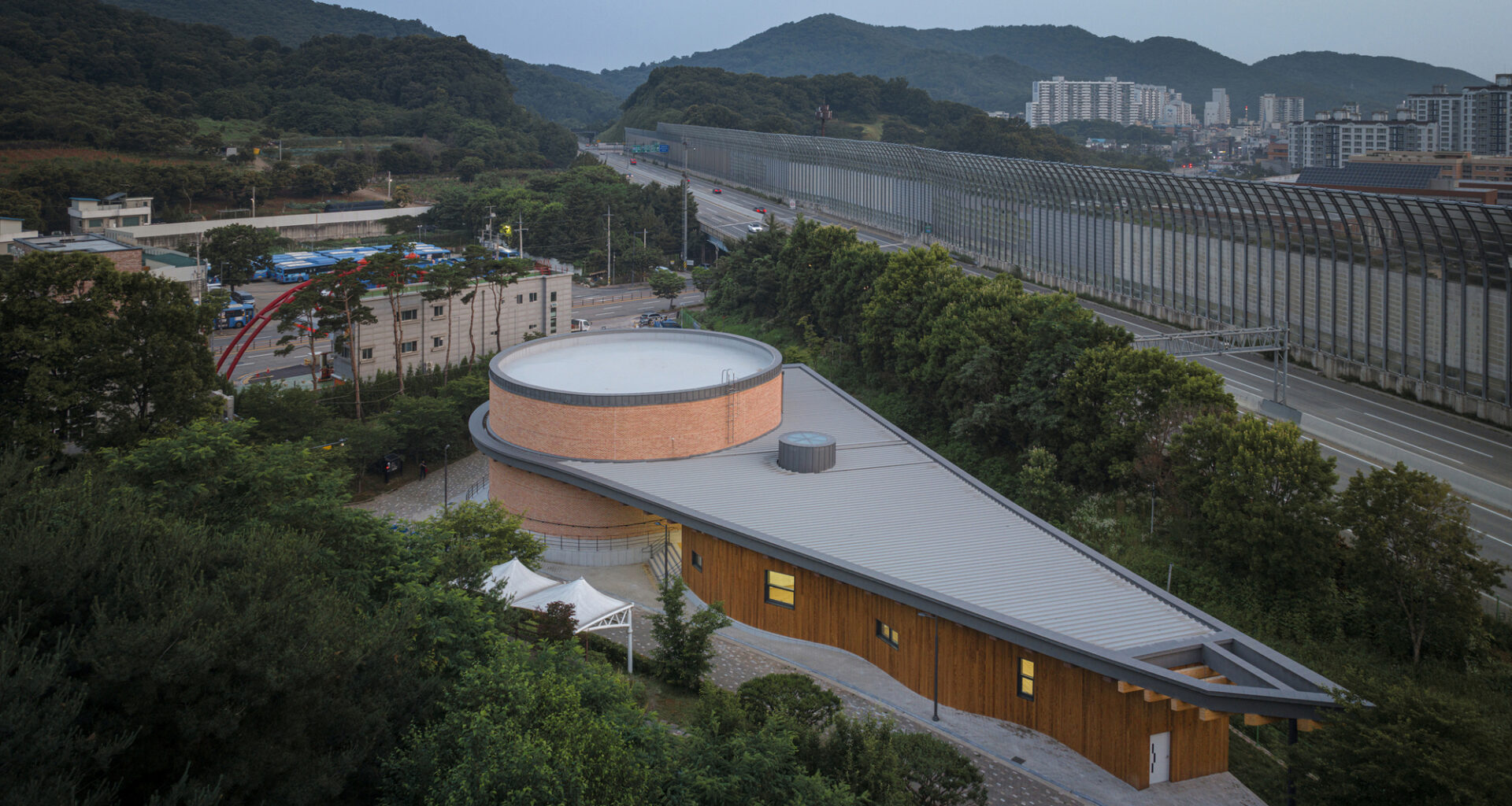 Center for Intangible Cultural Heritage / GAGAHOHO Architects