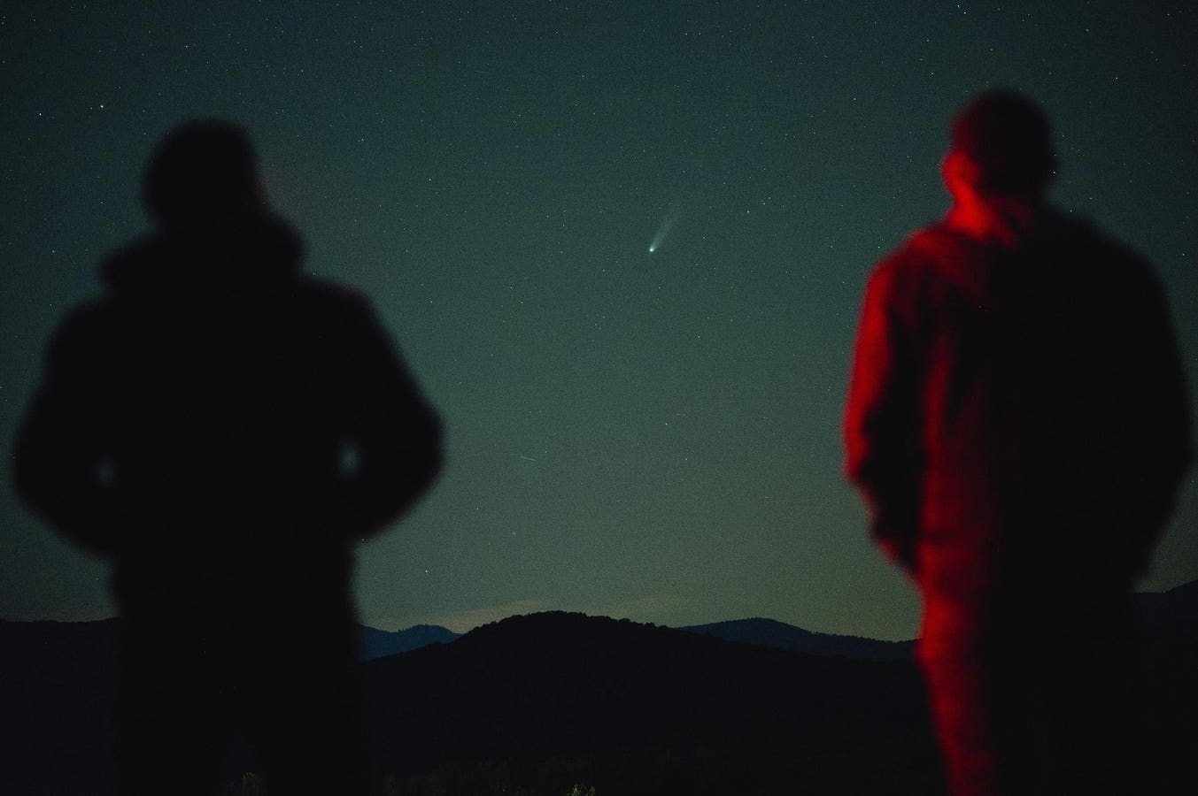 How To Grab A Final Chance To See The Comet On Saturday Night