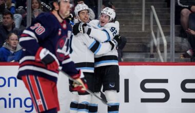 Utah Mammoth extend division lead, 7-game win streak with 3-2 road win in Winnipeg