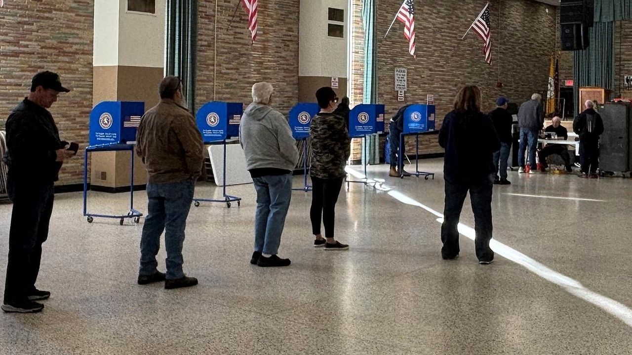 Higher early voter turnout in Nassau, NYC elections