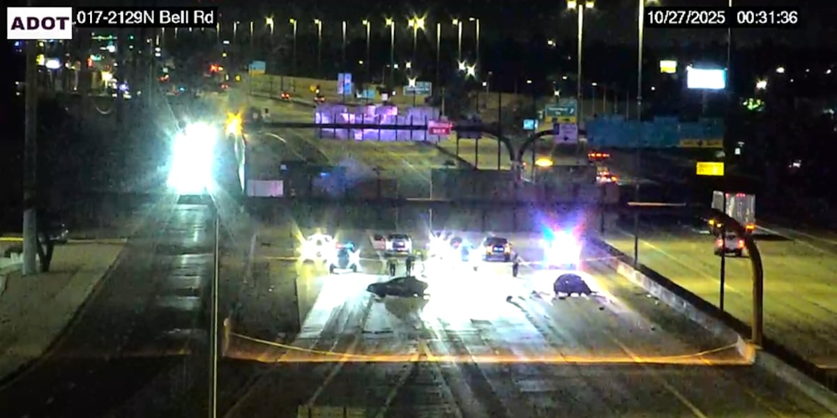 2 seriously injured in late-night crash on I-17 in north Phoenix