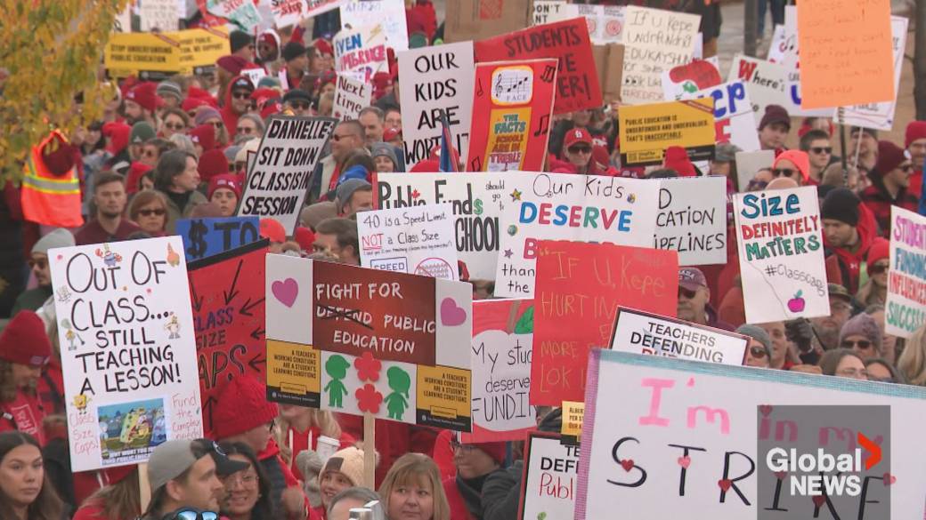 Click to play video: 'Alberta unions warn of ‘unprecedented response’ if province invokes notwithstanding clause'