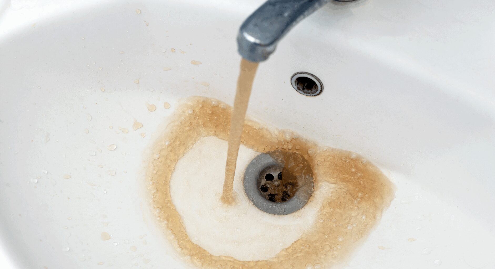 Why is the Tap Water in NYC's Harlem Brown? Is it Safe to Drink?