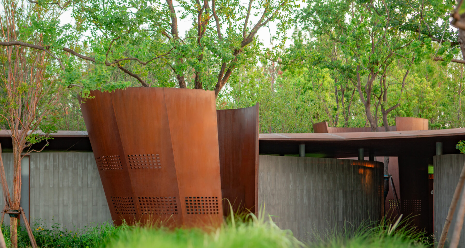 Wuhan LuxeIsland Pavilion / ZHIFEI ARCHITECTURE DESIGN