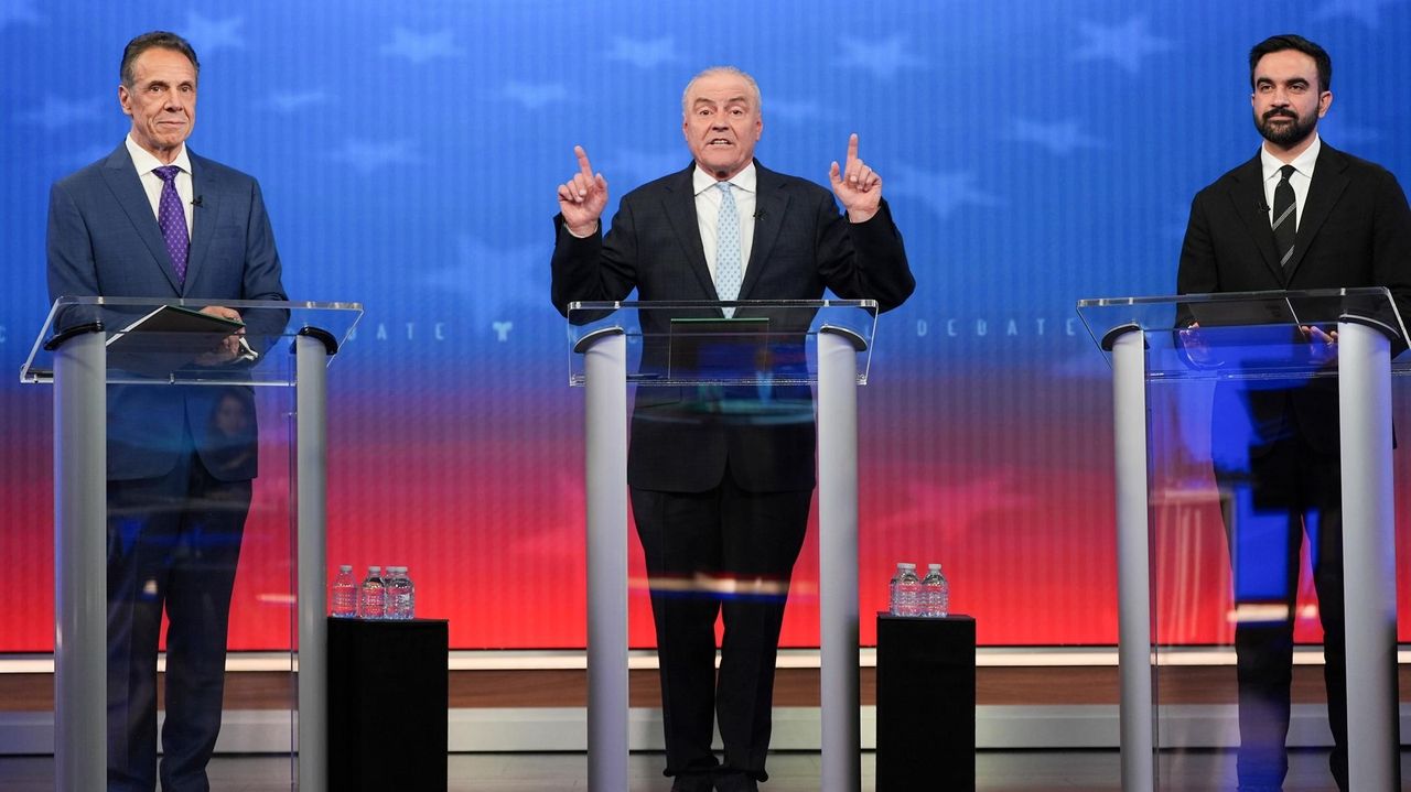 AP Decision Notes: What to expect in New York on Election Day