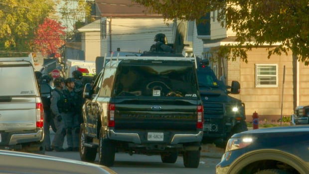 Niagara police advise some residents in Port Colborne, Ont., to shelter in place as 'weapons incident' ongoing