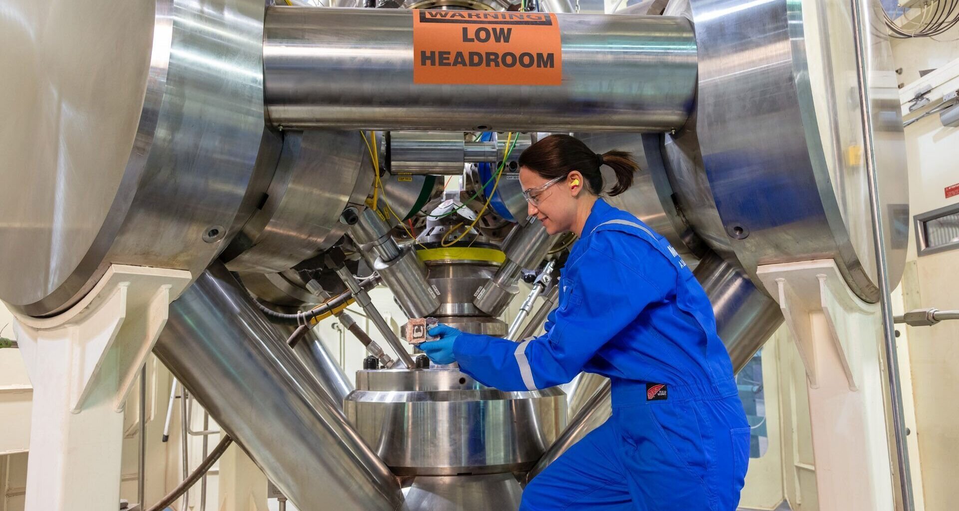 A faster, more affordable way to produce quantum nanodiamonds holds promise for medicine and industry