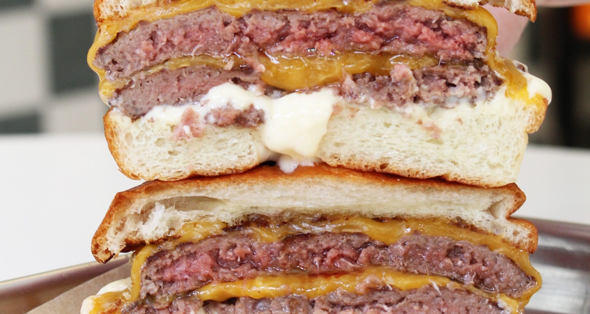 Deux Luxe in SoHo Voted Best Burger Restaurant in NYC