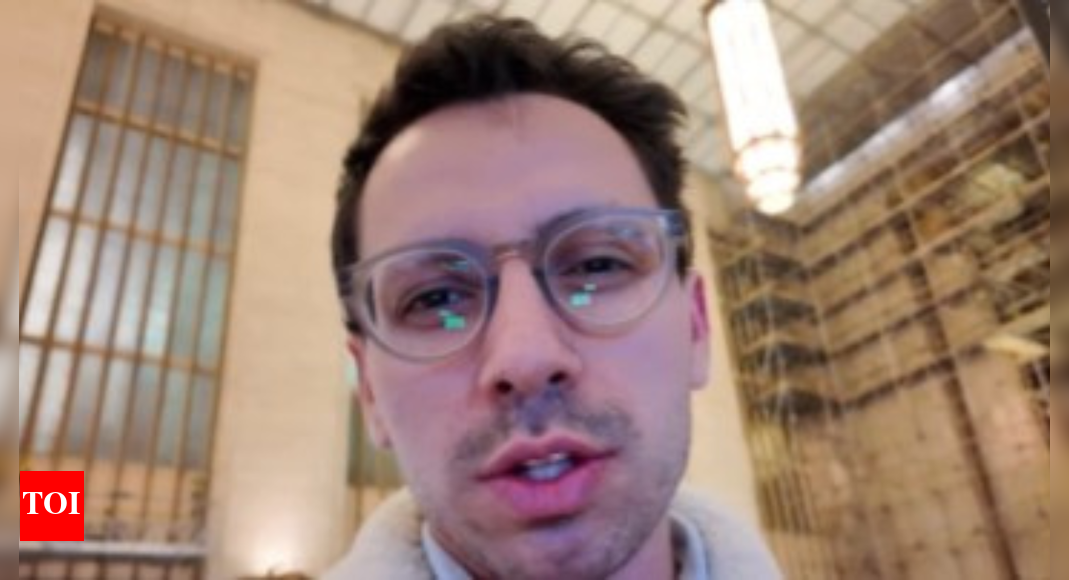 'Come to US, go to Disney World': Investor says his mother lost job in 2021 because of an H-1B