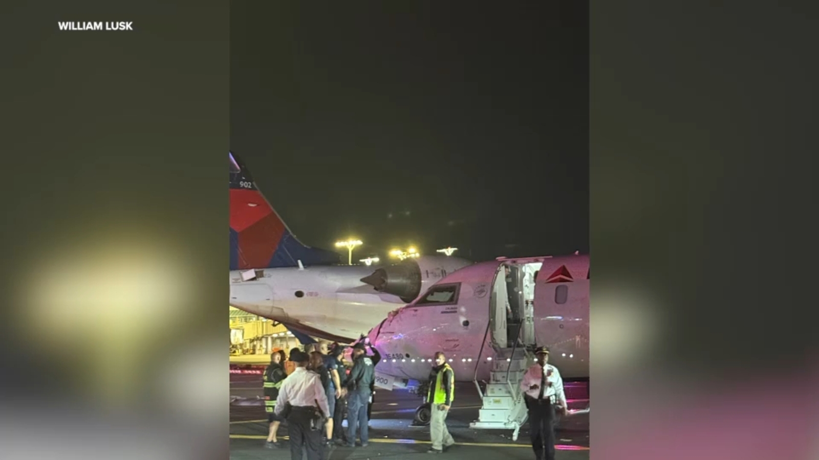 Delta regional jets collide at low speeds taxing at LaGuardia Airport