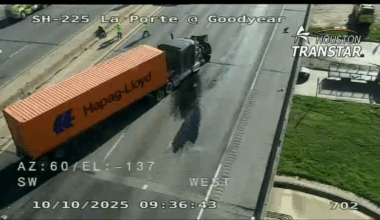 Highway 225 eastbound lanes shut down at Goodyear due to 18-wheeler crash