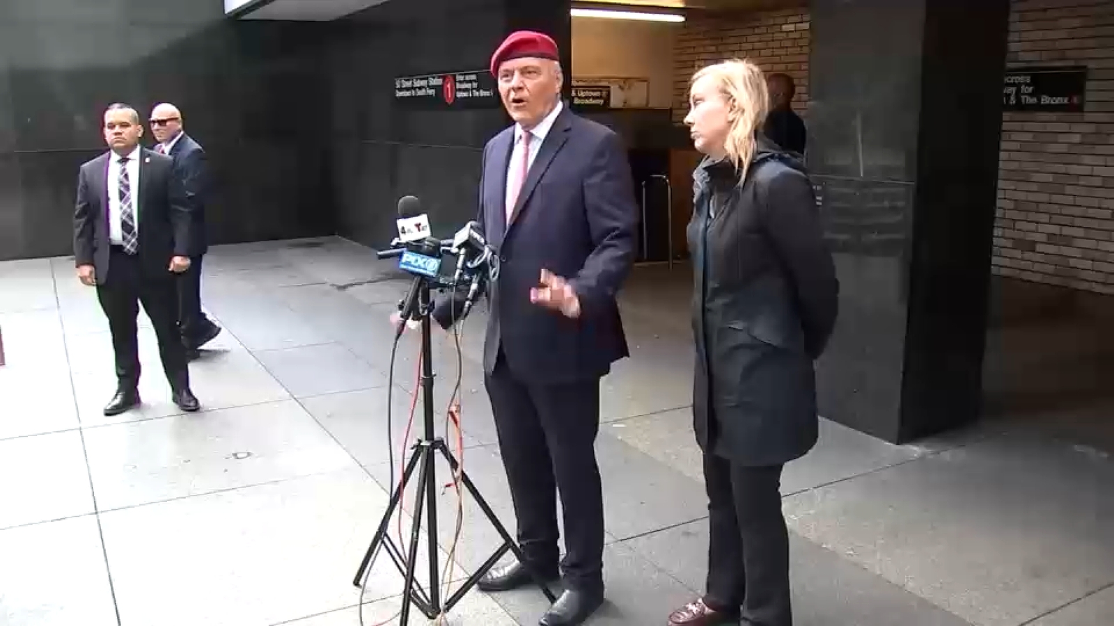 NYC mayoral race: Republican Curtis Sliwa resists new call to drop out