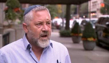 Midtown tourist attacked: Rabbi from Jerusalem sucker punched during first visit to NYC