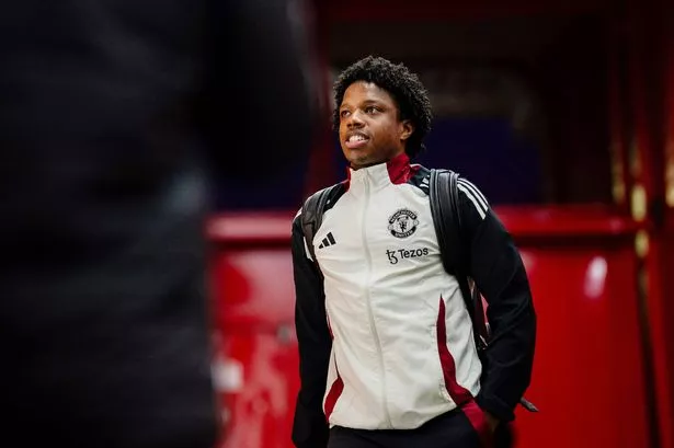 Tyrell Malacia remains at United after failing to land a summer move