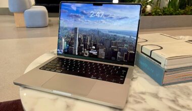 Apple's M6 MacBook Pro generation will reportedly offer touchscreens