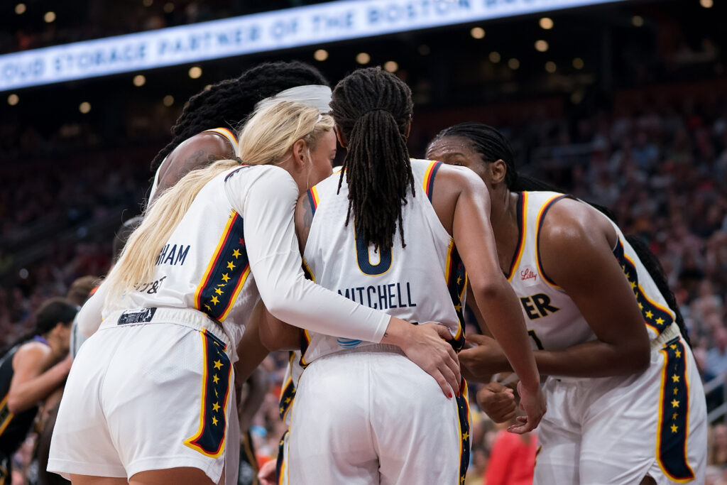 Indiana Fever players huddle up