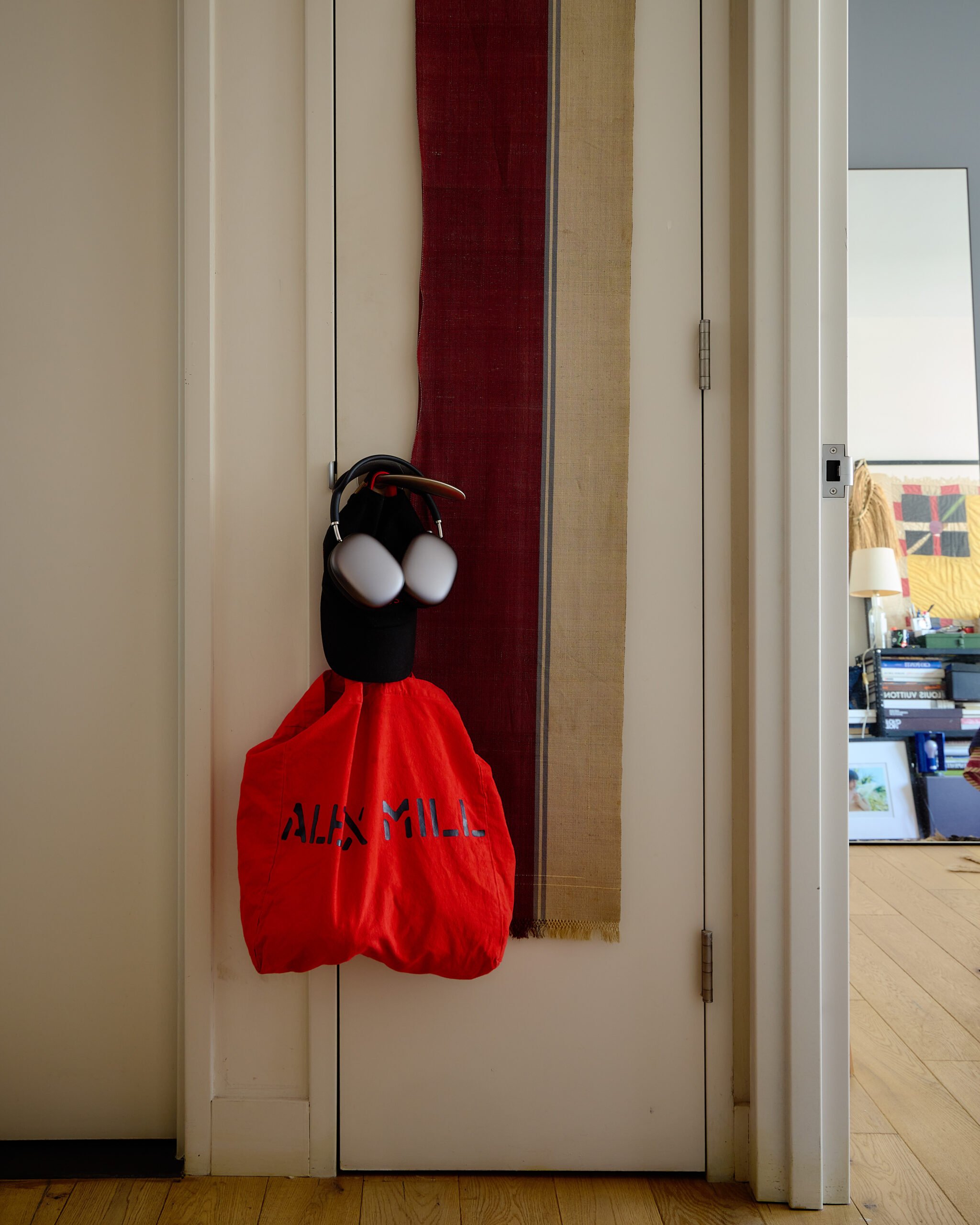 Somsack Sikhounmuong's Home Tour