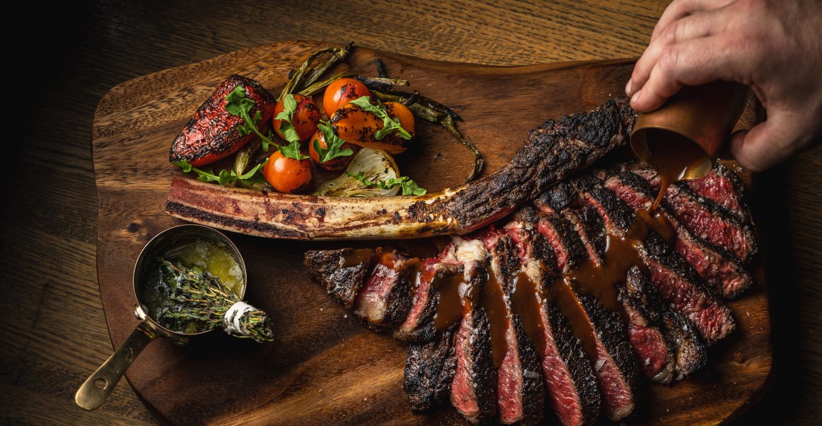 Italian Steakhouse Dēliz Is Coming to Bucktown in the Old Etta Space