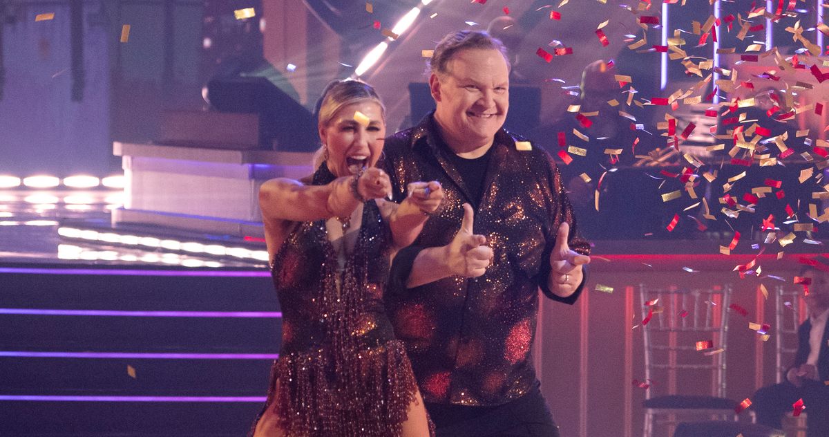 DWTS Andy Richter Deserves a Trophy for His TikToks
