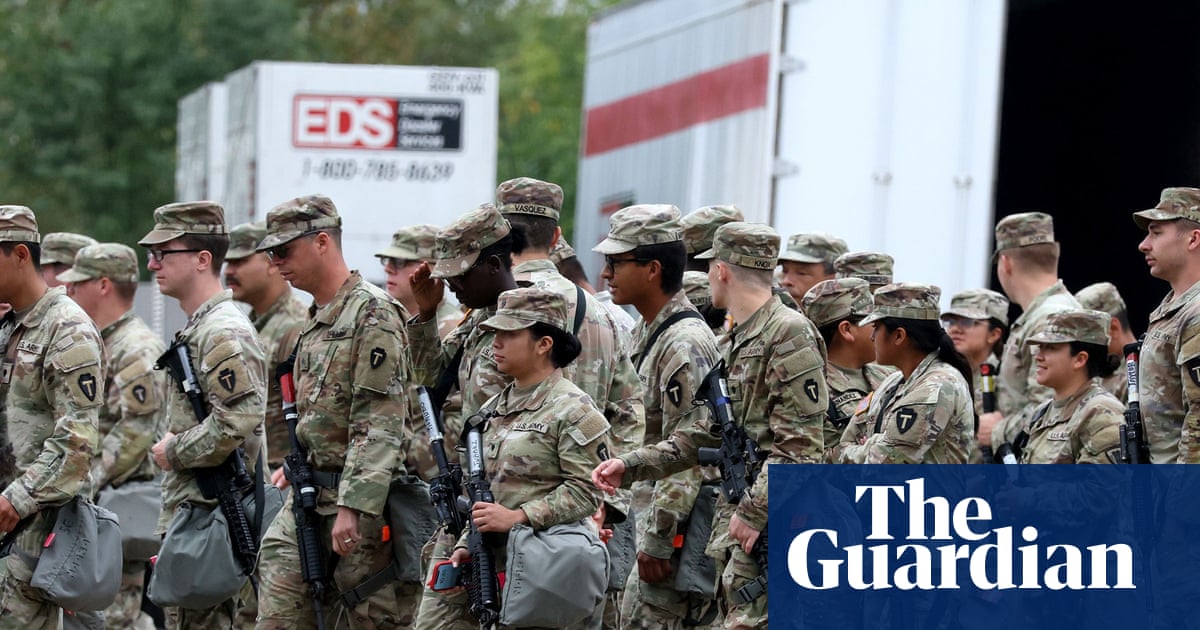 Texas national guard troops arrive in Chicago amid Trump’s crackdown | Trump administration