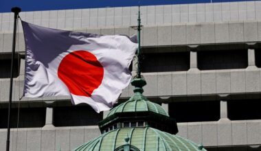 IMF urges Bank of Japan to move 'very gradually' with rate hikes